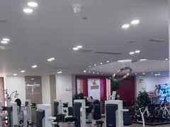 -英派斯健身旗舰店(海信国际中心馆)