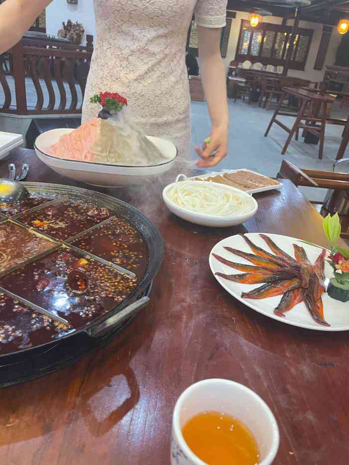 景轩火锅(人和店)-"除了贵点没什么问题哈哈哈哈!"-大众点评移动版