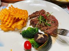 -意卡菲·欢乐聚会餐厅(华侨店)