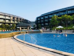 -上海滴水湖皇冠假日酒店