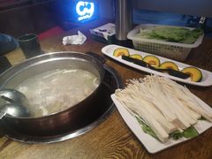 -芭缇沁园椰子鸡(中航紫金新天地店)