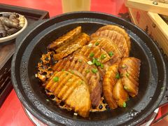 -鱼满舱.地标海鲜.正宗鲁菜(金沙滩店)