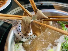 -周老三跷脚牛肉·全牛火锅(非遗传承店)