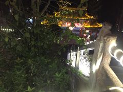 -楠柏弯休闲山庄(梨花溪店)