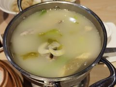 一品胡椒猪肚鸡-避风塘(百联东郊店)