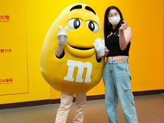 -m豆巧克力世界(上海世茂广场店)