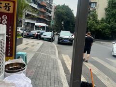 -六公里老火锅(总店)