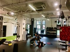 -汗水空间私教健身连锁(SM广场店)