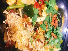 -小山城麻辣香锅(新邻生活广场店)