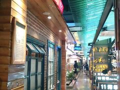 大堂-河坝烧烤串城(金达莱店)