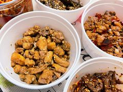招牌冷吃兔-鑫记婆婆兔·成都特产·兔头手撕兔(太古里店)
