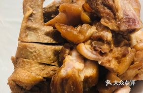 Braised Pig Trotter and Salted Goose Platter