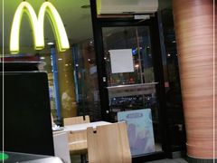 -麦当劳(虹梅路地铁站店)