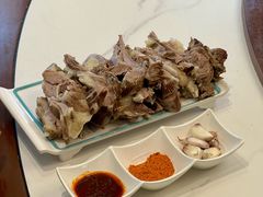 -三江源美食城