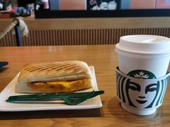 -星巴克(成都东站店)