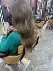 -藤野造型烫染·漂发