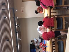 漕河泾图书馆很宽敞，少儿区很温馨-漕河泾街道图书馆(漕河泾社区文化活动中心店)