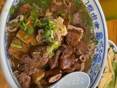 卤煮火烧-门框胡同百年卤煮(新街口店)