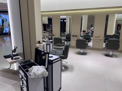 -Mentor Hair Salon