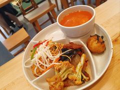 -素满香·全民食养自助(长宁龙之梦店)