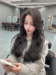 -藤野造型烫发染发