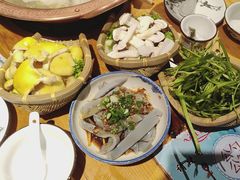 -民食香·腊排骨野生菌美食(木府店)