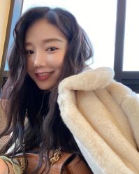 -变画·发型STUDIO