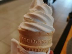 -麦当劳(长江西路得来速店)