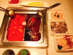 -海底捞火锅鲜切牛肉主题店(长寿路店)