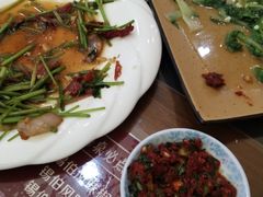 -萨宁音登锡伯风味餐厅(一楼店)