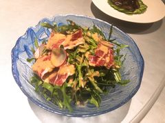 西班牙火腿色拉-维园悦谱·海派家常菜(乌鲁木齐南路店)