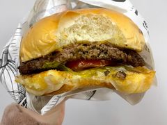 招牌汉堡-UMAMI乌玛米披萨·汉堡·清真Halal(红岭北店)