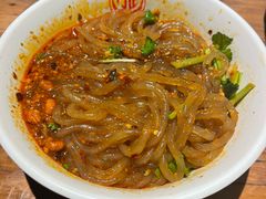 特色酸辣粉-万记麻辣烫国展总店