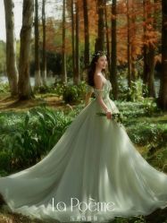 -乐派诗婚纱摄影