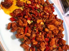 歌乐山辣子鸡-川人川菜馆·小龙虾·鲜虾现做(黄山路店)