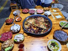 -正南齊北重庆老火锅(光华村直营店)