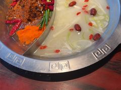-袁老四重庆老火锅(桐梓坡店)