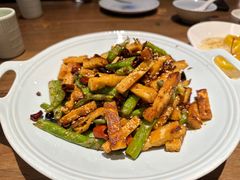 -俭寨小公鸡新疆菜·大盘鸡·烧烤