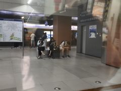 -白石桥南(地铁站)