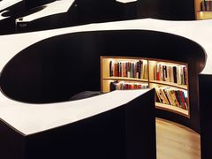 -涨巢·潮玩水疗局