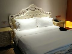 -南洋冠盛酒店(广州天河公园地铁站店)