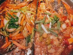 -鸣记脆皮烤鱼·海鲜烤鱼(三八广场店)