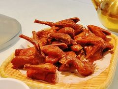 五谷芳红烧乳鸽-五谷芳乳鸽王(海景店)