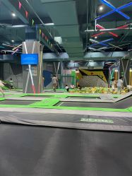 -反弹蹦床公园·亲子乐园·团建·派对(尚品奥莱店)