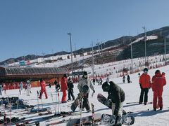 -富龙滑雪场