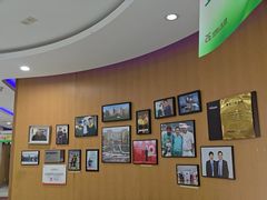 -雅悦齿科(顾村公园店)