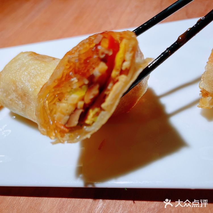 食饼筒果然还是要有肉好吃，不过胜在面皮煎的不错