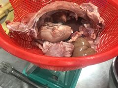 -标记美食新鲜猪杂(兴南大道店)