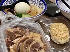 三鲜馄饨-刘长兴(逸仙桥店)