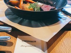-The Diner X餐厅(青岛万象城店)